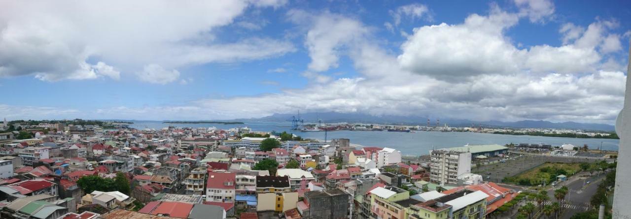Tour Faidherbe 4 Residence Des Iles Пуэнт-а-Питр Экстерьер фото